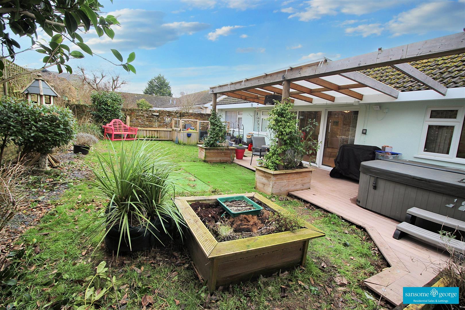 Longleat Drive, Tilehurst